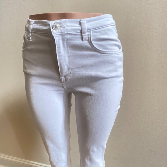 Current/Elliott Women's White Crop Flare Jeans, Size 28 - Picture 3 of 13